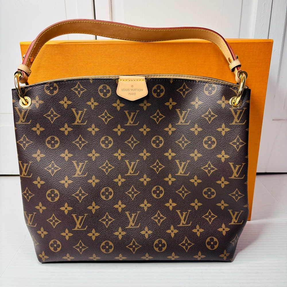 ⛔️SOLD⛔️LOUIS VUITTON Monogram Graceful PM Shoulder Bag - Picture 1 of 10